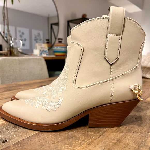 Zimmermann Shoes - NWT✨Zimmermann Duncan Low Boots 45 | Bone | EU 39